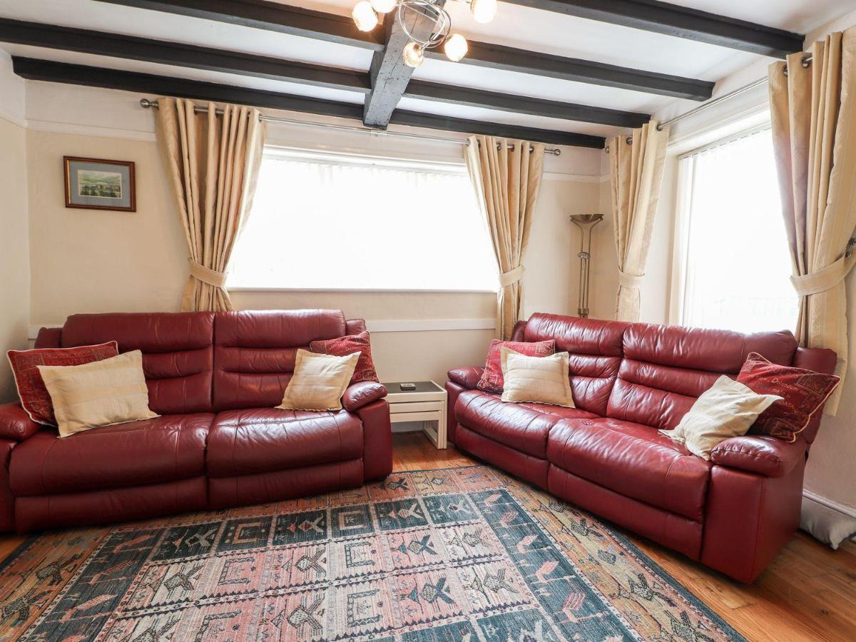 Scotch Hall Cottage Ланголен Екстериор снимка