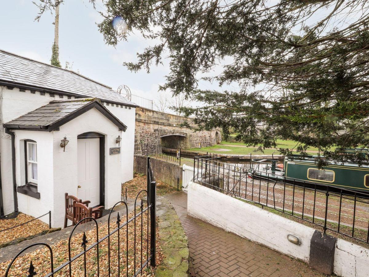 Scotch Hall Cottage Ланголен Екстериор снимка